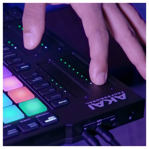 AKAI Professional AbletonコントローラーAPC64 Akai APC 64 - Kontroler MIDI dla Profesjonalistów - Sklep