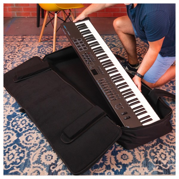 Gator GKB-88 SLIM 88 Key Keyboard Slim Gig Bag - Lifestyle