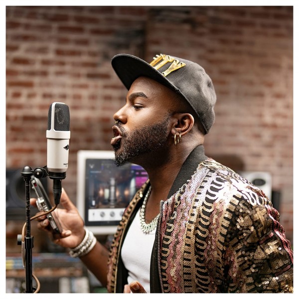 Universal Audio SC-1 Standard Condenser Microphone - Lifestyle