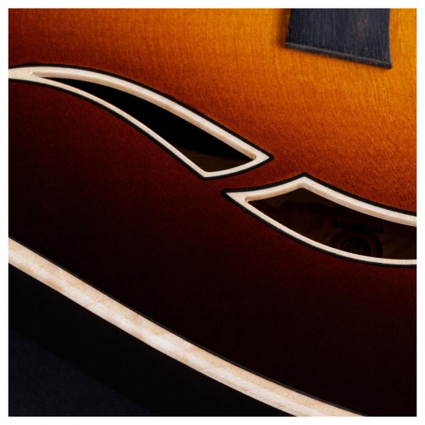 Taylor T5z Pro, Armrest, Tobacco Sunburst