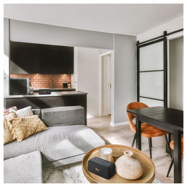 Klipsch Nashville Bluetooth Speaker, Black - lifestyle
