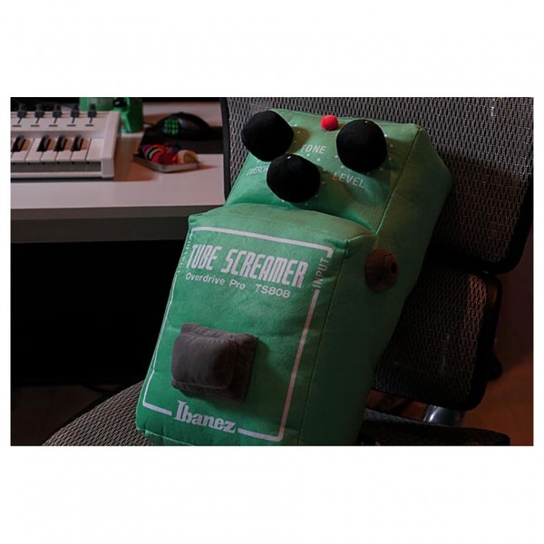 Ibanez Tube Screamer TS808 クッション Ibanez Tube Screamer Maxi Stuffed Toy | MUSIC STORE professional