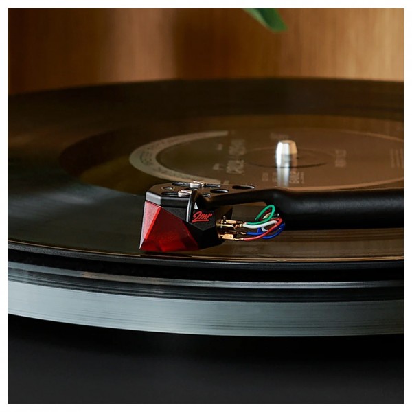 Ortofon 2MR Red Cartridge Detail Photo