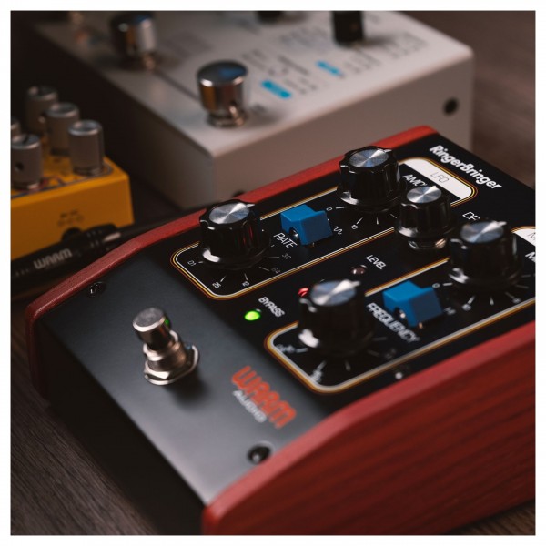 Warm Audio RingerBringer - Lifestyle 3