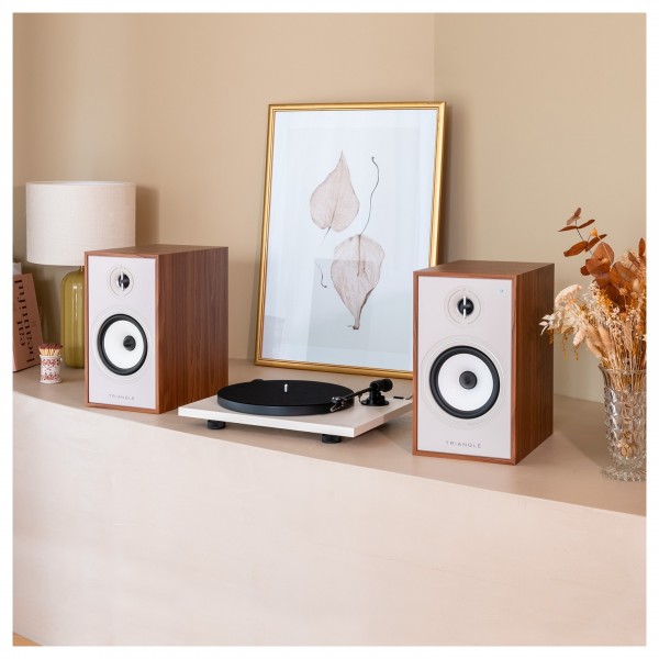 Triangle Borea BR02 Connect Active Speakers (Pair), Oak Lifestyle View 2
