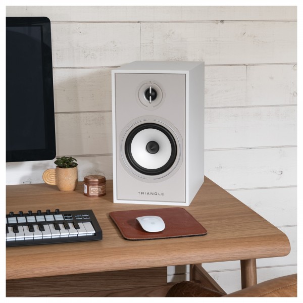 Triangle Borea BR03 Connect Active Speakers (Pair), Cream Lifestyle Image