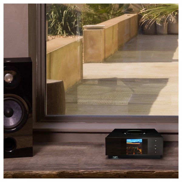 Naim Uniti Atom - lifestyle