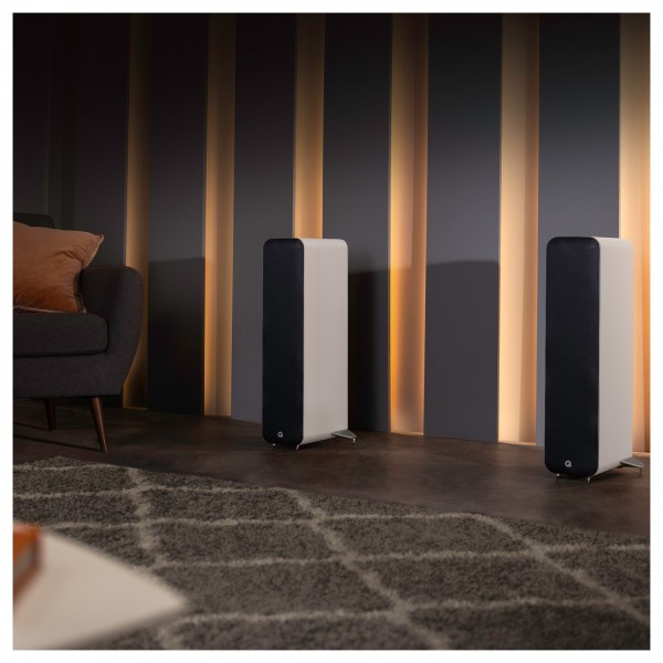 Q Acoustics M40 HD Wireless Music System, White - lifestyle
