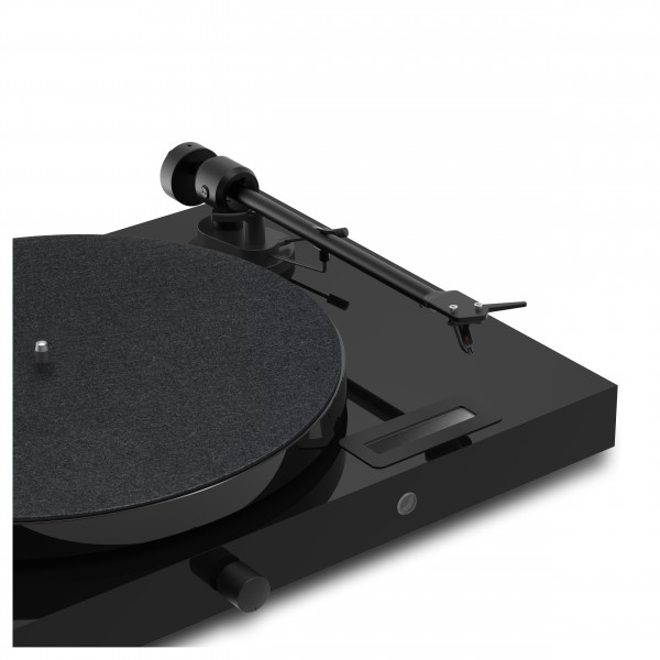 Pro-Ject Juke Box E1 Turntable, Black Close-up image