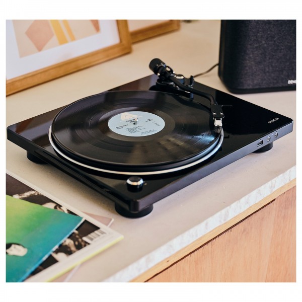 Denon DP-450 Hi-Fi Turntable Lifestyle View