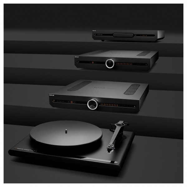 Roksan Attessa, Black Range Lifestyle View