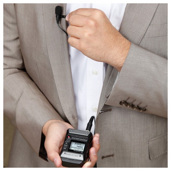 Zoom F1-LP Field Recorder with Lavalier Microphone - Lifestyle 4