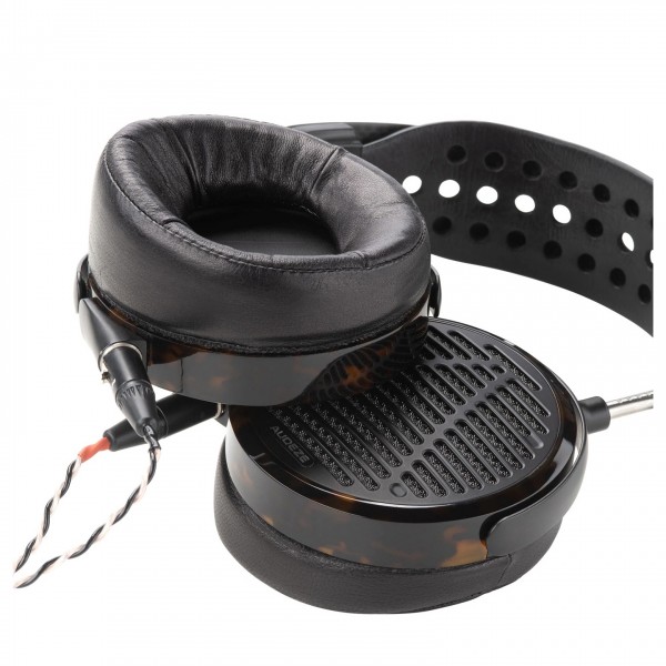 Audeze LCD-5 Open-Back Planar Magnetic Headphones, Leather - Detail
