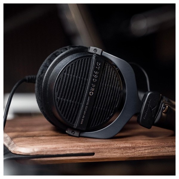 DT 990 PRO LIMITED EDITION 80 OHM ブラック ‌Beyerdynamic DT 990 PRO 80 OHM Black Limited Edition