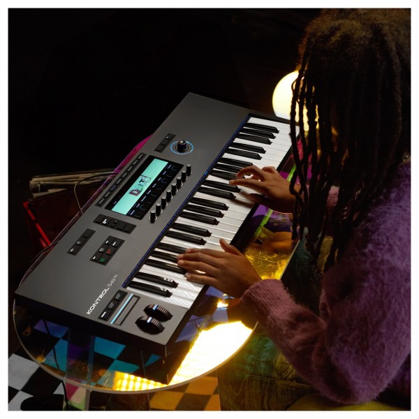 ⚫︎Native Instruments Kontrol S49 MK3 Used Native Instruments Komplete Kontrol S49 MK3 MIDI