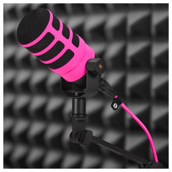 WS14 Pop Shield, Pink - Lifestyle
