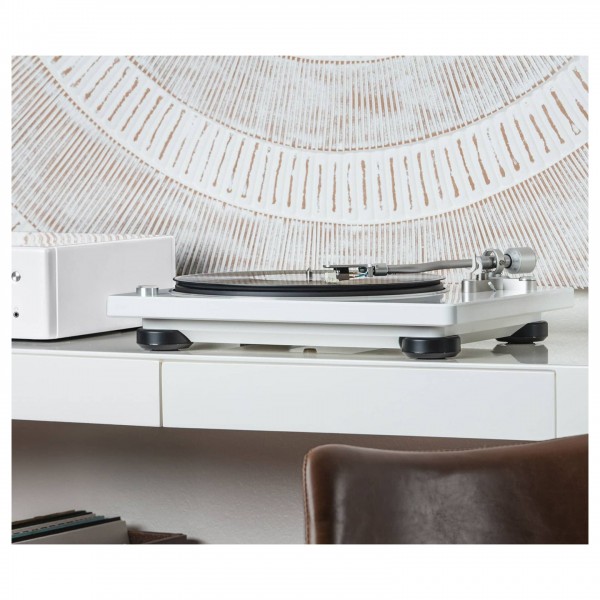 Denon DP-400 Hi-Fi Turntable, White - Lifestyle