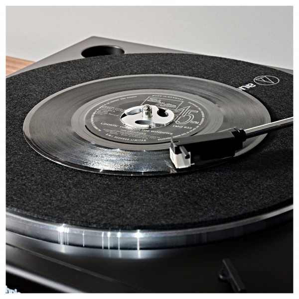 AVCOM 45RPM Record Adapter, Silver