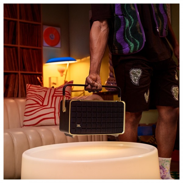 JBL Authentics 300 Portable Smart Speaker, Black - Pick up and go