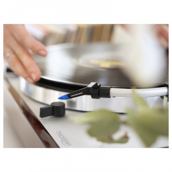 Ortofon Concorde Music Blue Moving Magnet Cartridge - Lifestyle