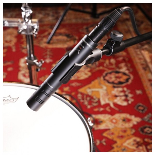 beyerdynamic M 201 Dynamic Instrument Microphone - Lifestyle 1