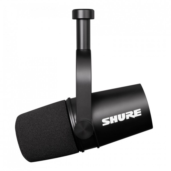 Shure MV7X XLR Podcast Microphone with Focusrite Scarlett Solo