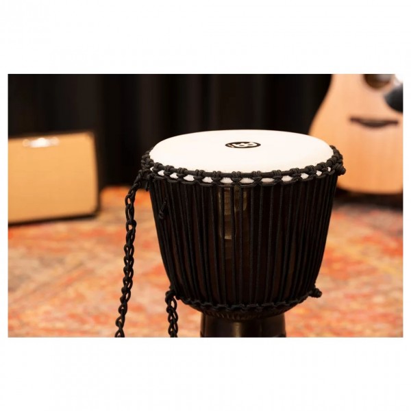 Meinl PROADJ4-L 12" African Queen Djembe  - Lifestyle 