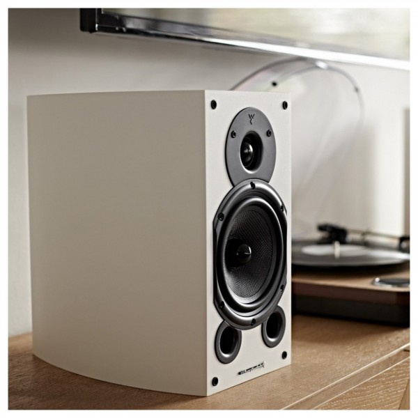 Wharfedale Diamond 9.1 HCP 5.1 Speaker Package Lifestyle View 3