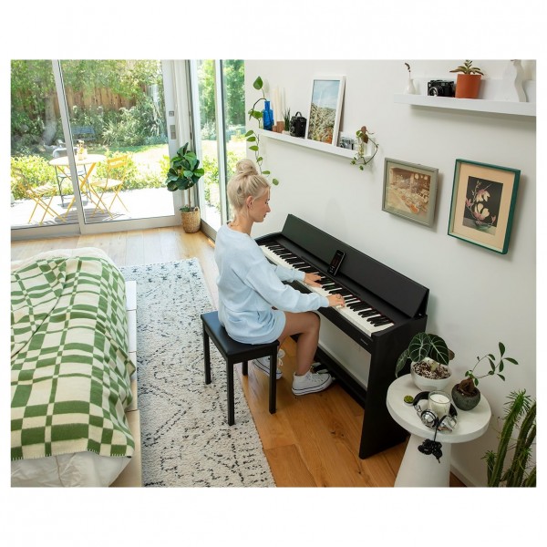 F107 Lifestyle Image