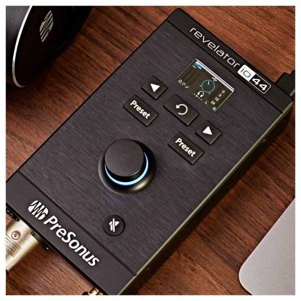Presonus Studio One Artist With Free Revelator io44 USB