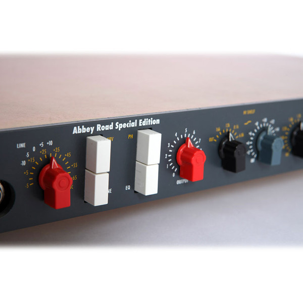 Chandler Limited TG Channel MK II Preamp/Equalizer at Gear4music