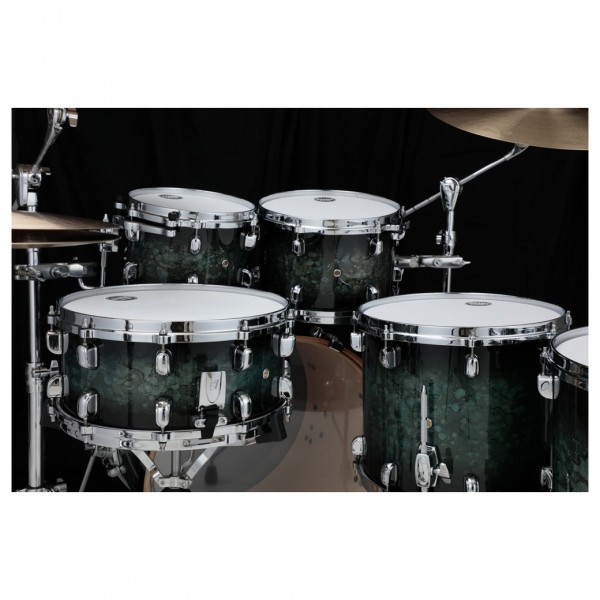 Tama Starclassic Performer 22" 5pc Shell Pack, Molten Blue Burst - Lifestyle 4