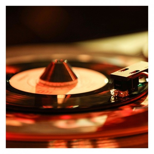 Technics SL-1200 Vinyl DJ Package at Gear4music