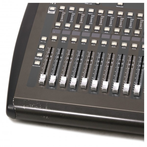 X32-SECONDHAND-CCN9834