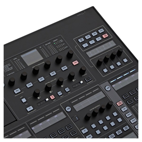 Behringer WING Mixer Channel Strip Closeup