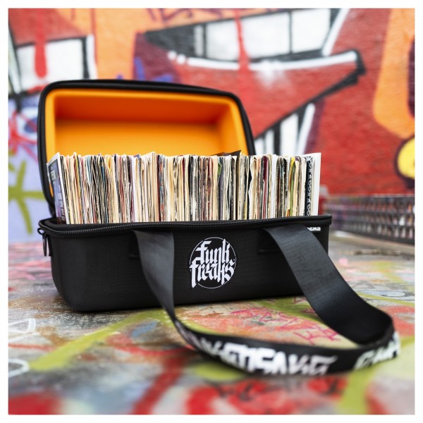 Magma 45 Sandwich "Funkfreaks" Edition Record Bag - Lifestyle 3 