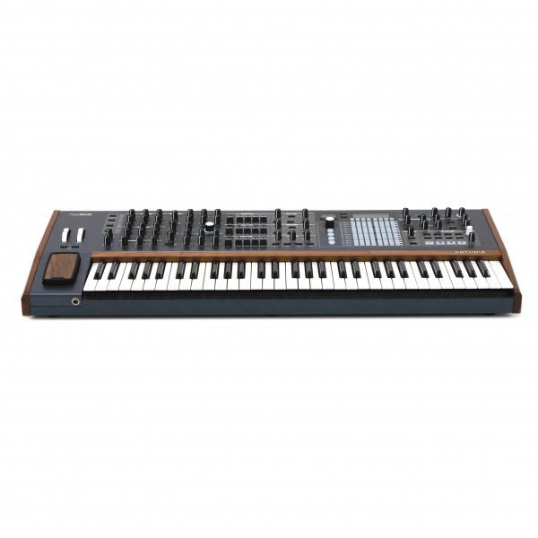 TI-551001-SECONDHAND-CCO7152