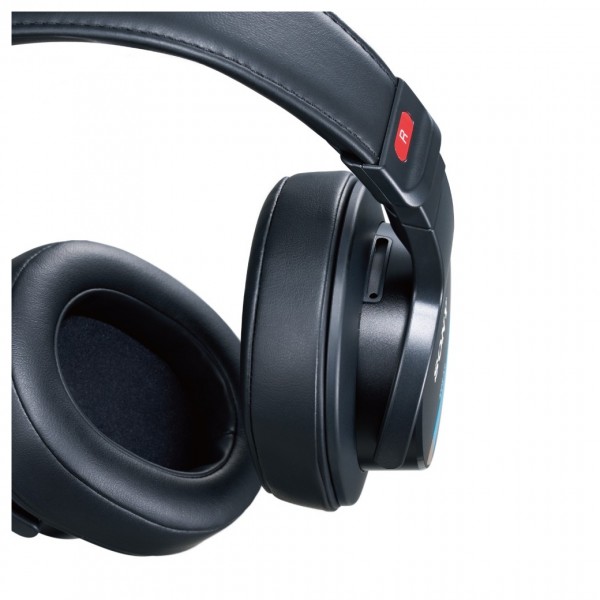 Sony MDR-M1 Studio Closed Back Headphones at Gear4music