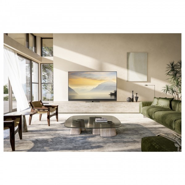 Panasonic TV-77Z93AEB 77" OLED Ultra HD Smart TV - Lifestyle