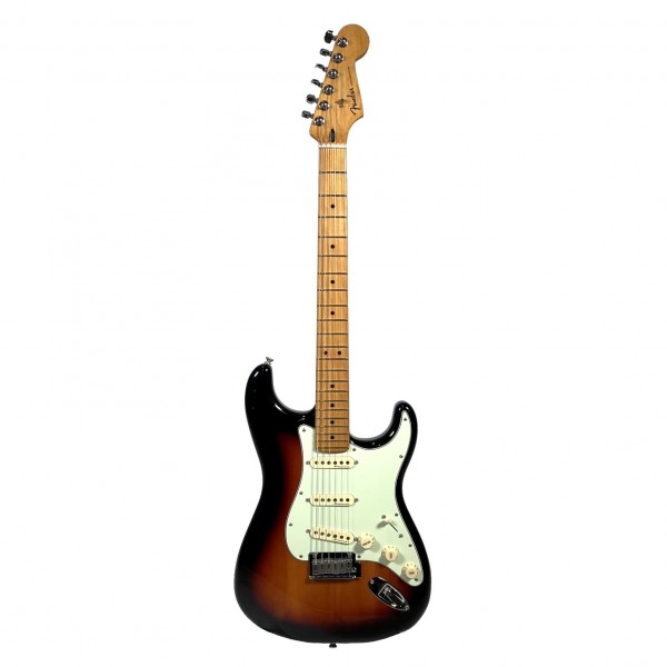 Fender Player Plus Stratocaster MN, 3-Tone Sunburst