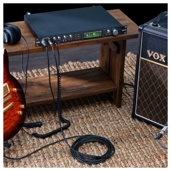 Motu 828 Audio Interface - Lifestyle