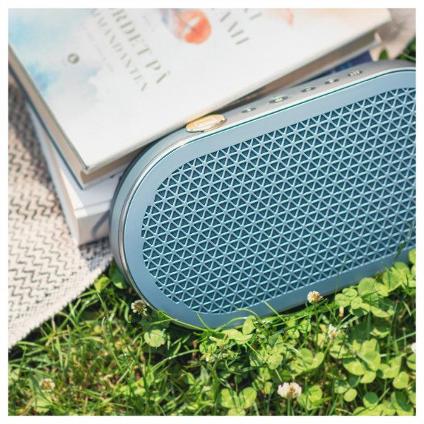 DALI KATCH G2 Portable Bluetooth Speaker blue - lifestyle