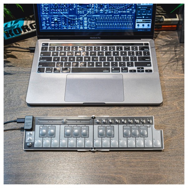 KORG NANOKEY-Fold ホワイト Korg NanoKey Fold foldable master keyboard - White Midi controller