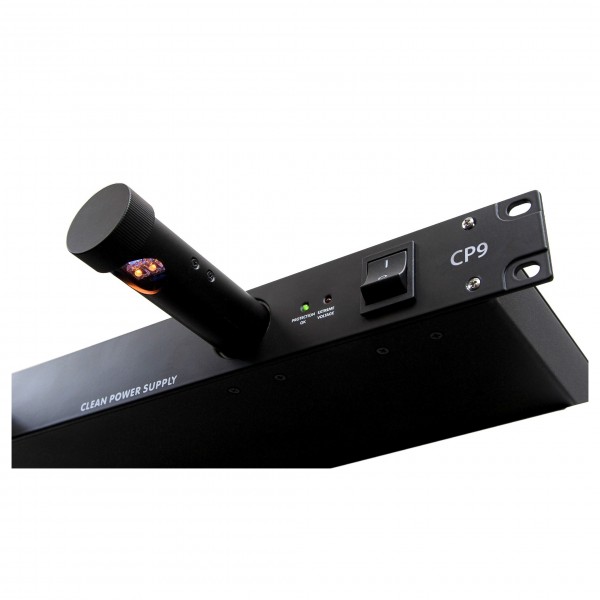 CP9 Power Conditioner and Rack Light by Lambden Audio