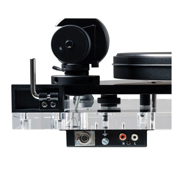Pro-Ject X-Line 6PerspeX UK SuperPack Balanced High-End Turntable - Connections, including True Balanced Connection