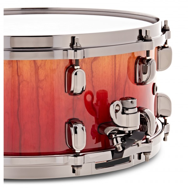 Tama Starclassic Walnut/Birch 14" x 6.5" Snare Drum, Vermillion Bosse Fonce Fade