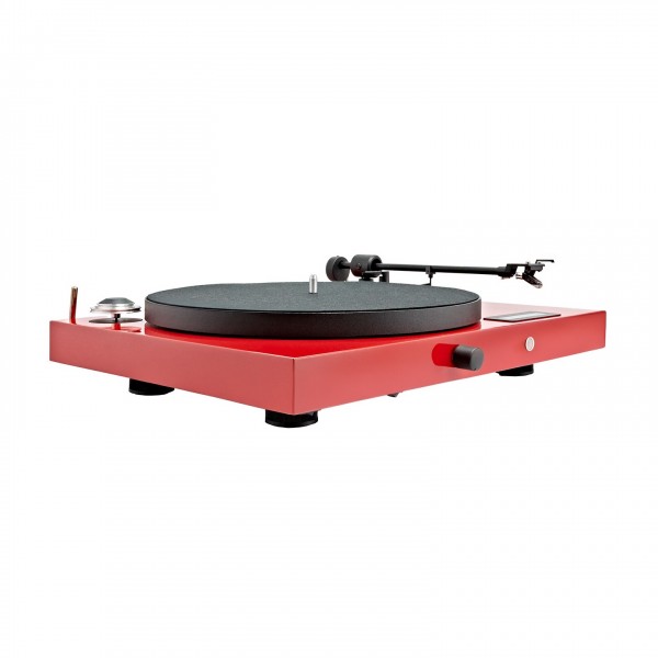 Pro-Ject Juke Box E Turntable All-In-One Amplifier Turntable, Red - angled