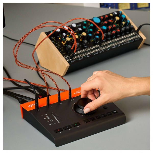 Bitwig Connect 4/12 Audio Interface at Gear4music