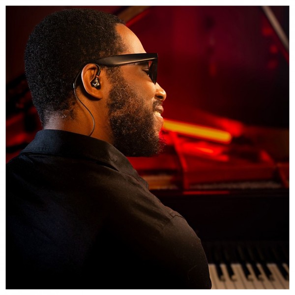 Beyerdynamic DT 73 IE Classic Instruments & Keys - Lifestyle 1