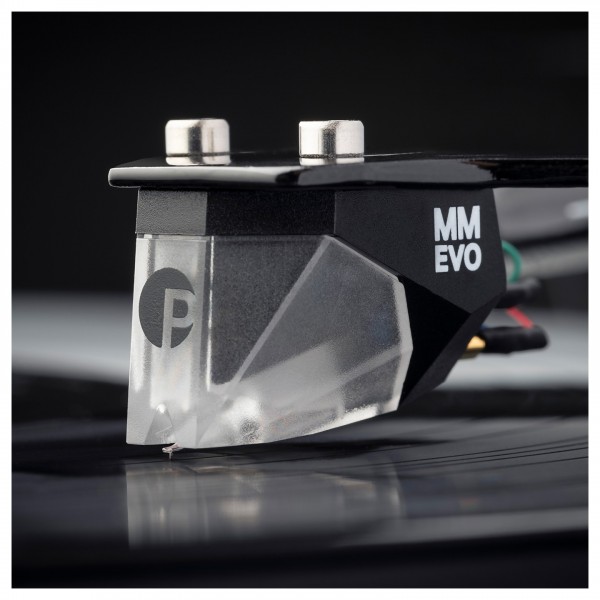 Pro-Ject Pick It MM Evo Cartridge - lifestyle 2 